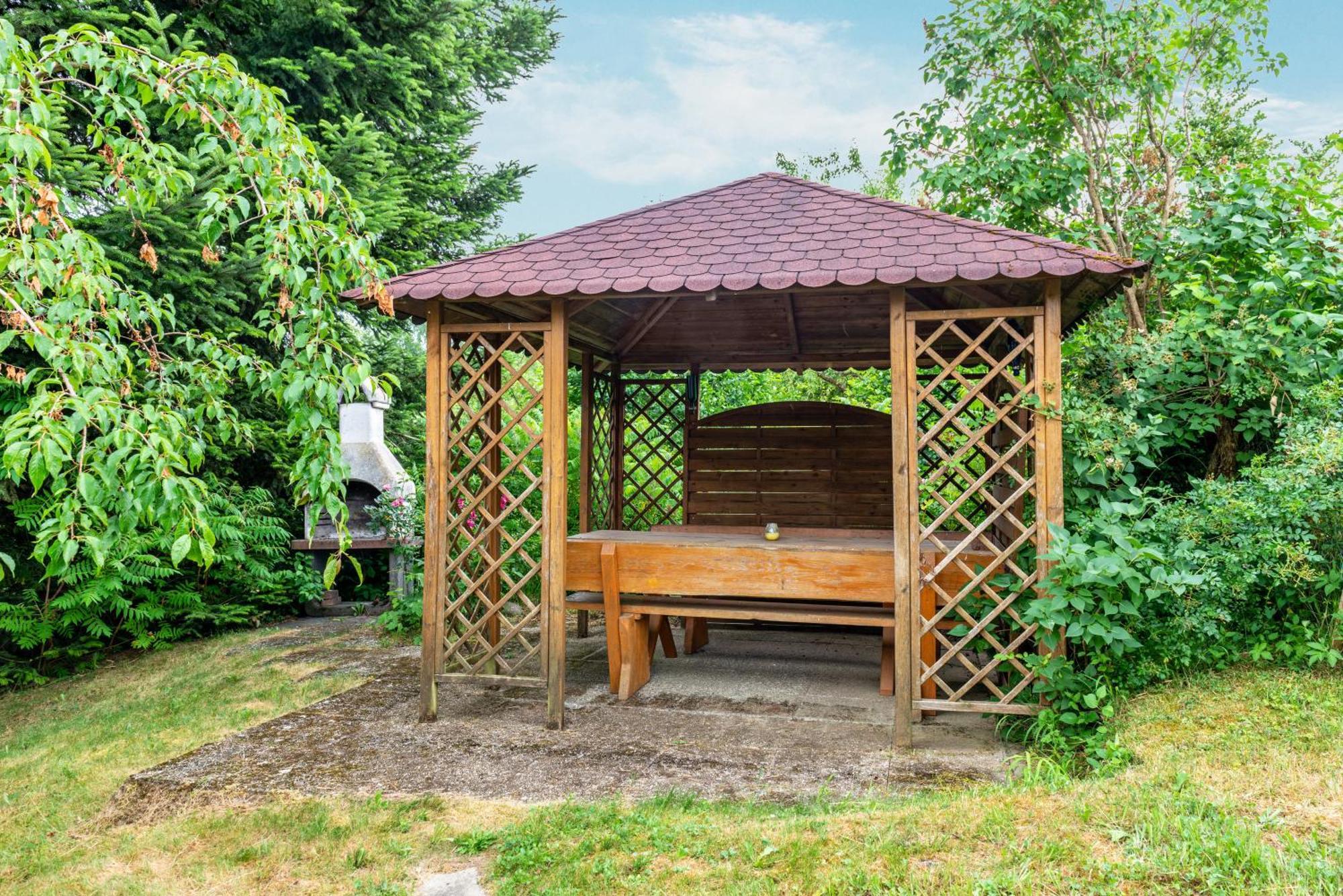 Beutenmuehle Straussenfarm Dach Owingen Exterior foto